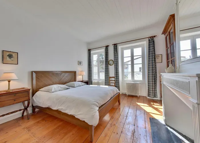 Villa 790 La Baronnie - Maison Familiale De Charme *